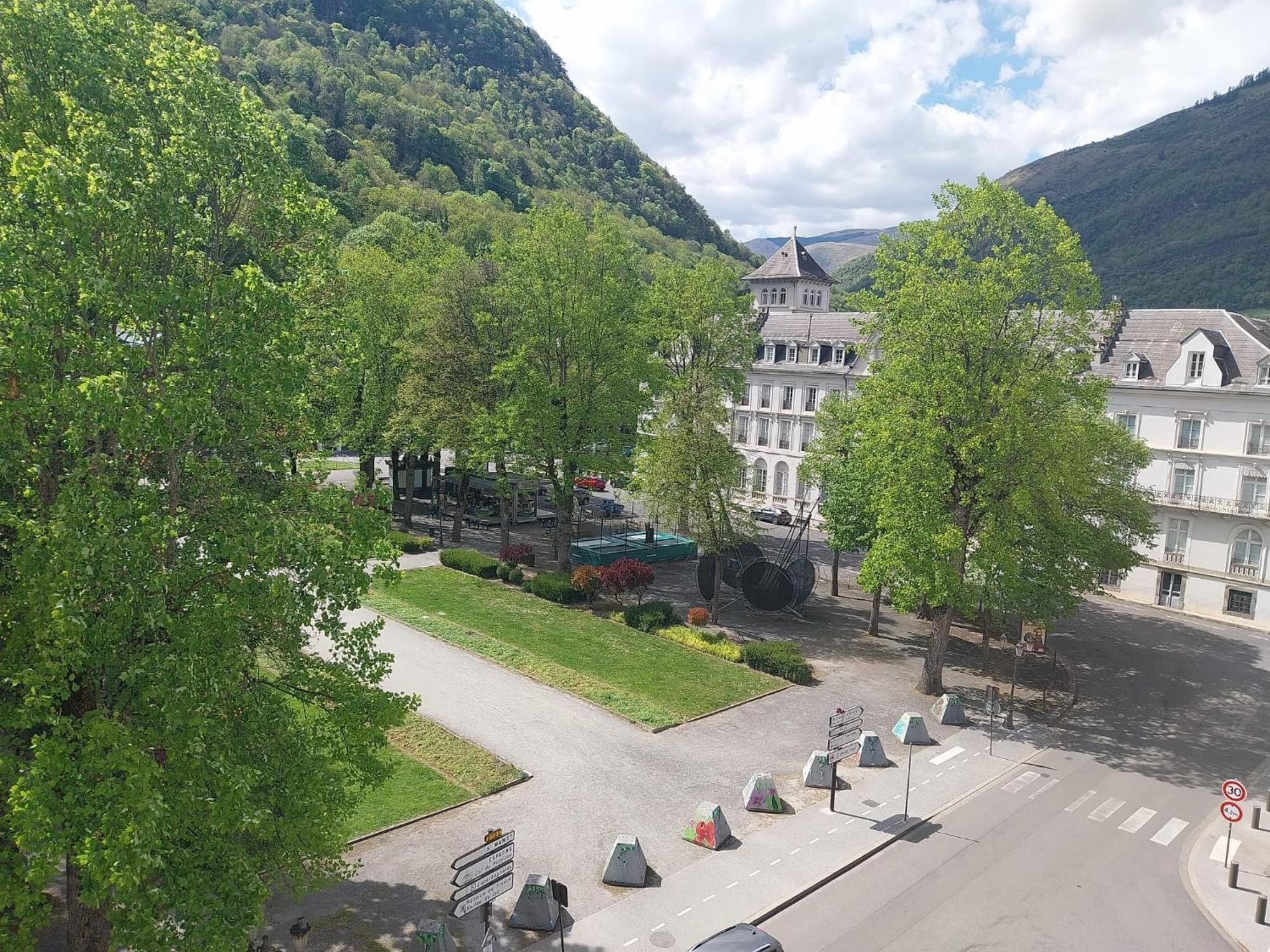 אפרטהוטל Bagnères-de-Luchon Royal Luchon מראה חיצוני תמונה